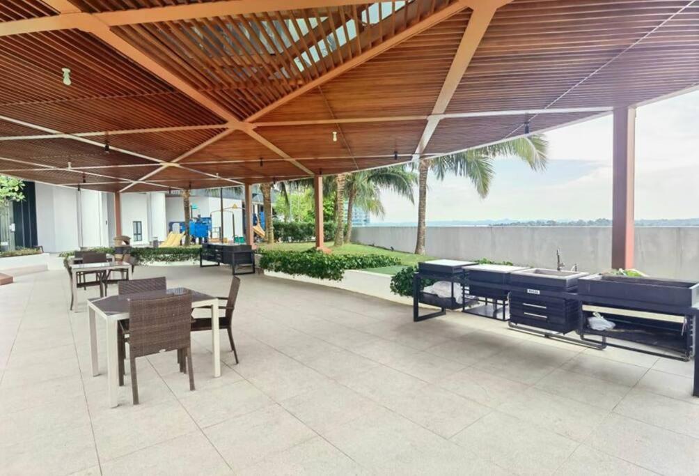 C0704 Almas Suite Seaview & Netflix Stay 누사자야 외부 사진