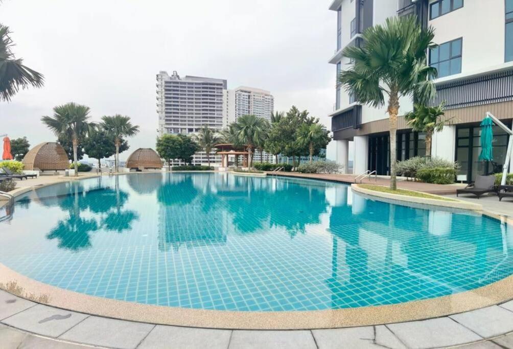 C0704 Almas Suite Seaview & Netflix Stay 누사자야 외부 사진
